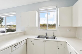 2855 SE 15th Rd in Homestead, FL - Building Photo - Building Photo