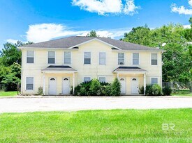 114 S Elm St in Foley, AL - Building Photo