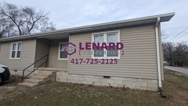 property at 502-506 N Wilson Ave