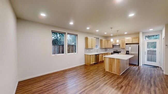 property at 4023 SE Gladstone St