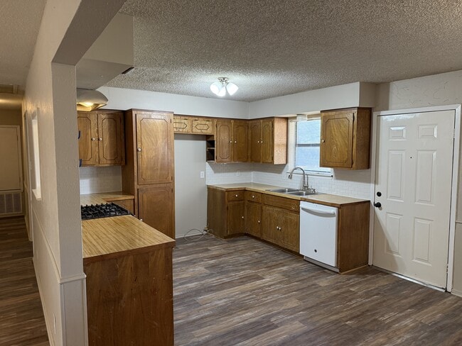 371 Rs County Rd 2140 in Emory, TX - Building Photo - Building Photo