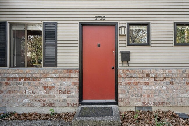 2730-2734-2734 SE Alder St in Portland, OR - Building Photo - Building Photo