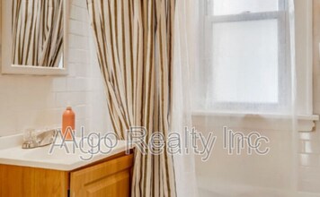 3548 Portland Ave S in Minneapolis, MN - Building Photo - Building Photo