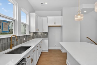 408 Nathaniel Wy in Charlotte, NC - Foto de edificio - Building Photo