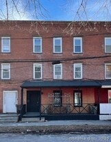 9 Clinton Ave in Stamford, CT - Building Photo