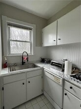 29 Prospect St in Bristol, RI - Building Photo - Building Photo