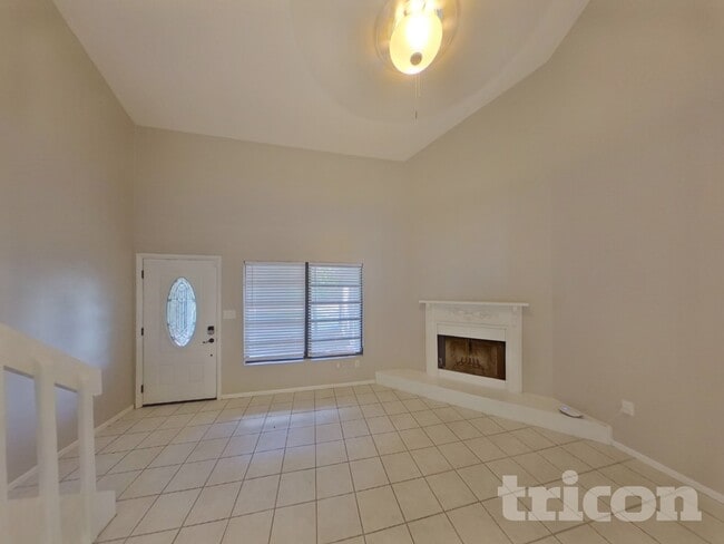 4335 Olive Ave in Sarasota, FL - Building Photo - Building Photo