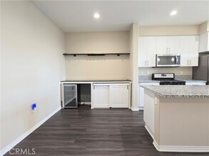 1501 W Walnut St-Unit -43 in Santa Ana, CA - Building Photo - Building Photo