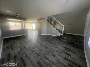 1424 Lodgepole Dr in Henderson, NV - Building Photo - Building Photo