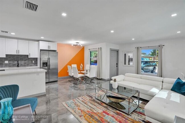 property at 911 SW 16th St