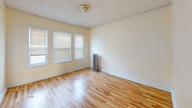 5 Edgar Terrace in Somerville, MA - Building Photo - Building Photo