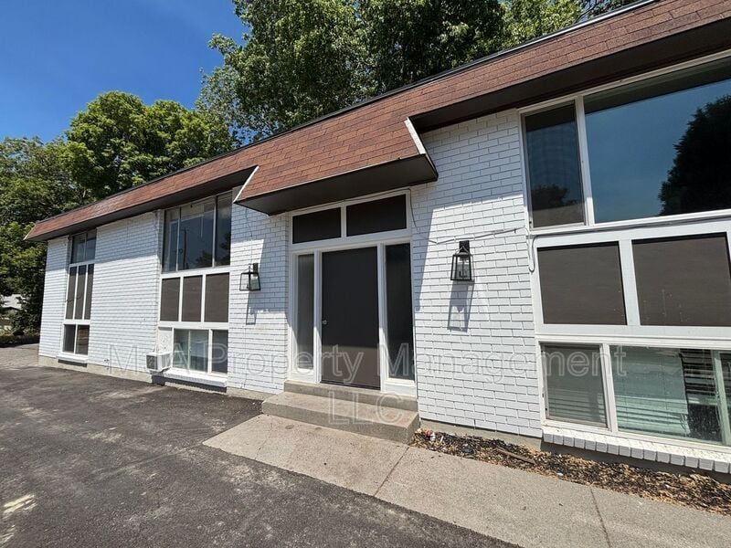 2564 S 8th E in Salt Lake City, UT - Building Photo