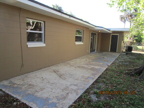 1120 Edith Dr in Daytona Beach, FL - Building Photo - Building Photo