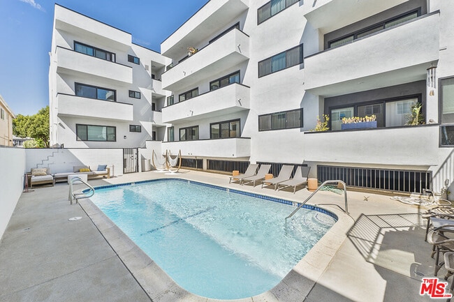 821 3rd St in Santa Monica, CA - Building Photo - Building Photo