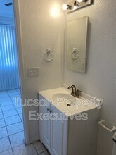 5764 S Park Ave in Tucson, AZ - Building Photo - Building Photo