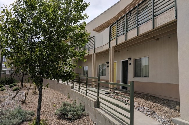 New Life Homes 4 in Albuquerque, NM - Foto de edificio