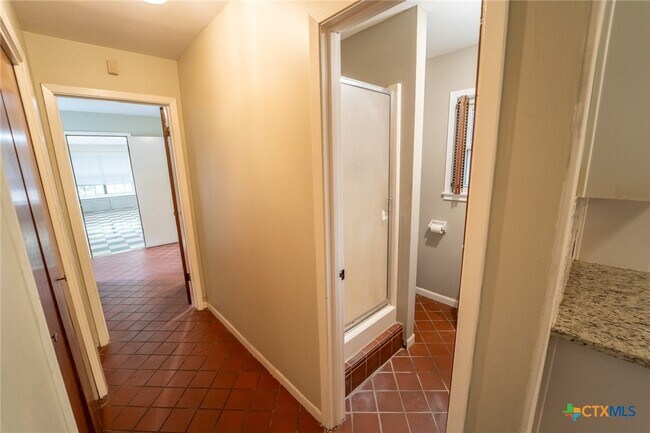property at 109 Pasadena Dr