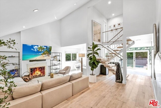 property at 5101 Keli Ct