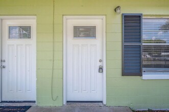 709 Greenwood St in Fort Walton Beach, FL - Building Photo - Building Photo
