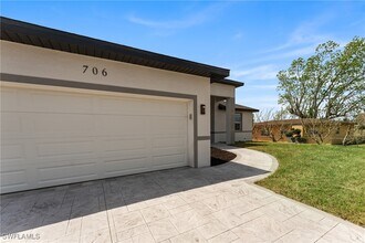 706 Coolidge Ave in Lehigh Acres, FL - Building Photo - Building Photo