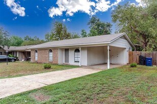 11119 Woodmere Dr in Shreveport, LA - Building Photo