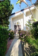 10258 Grayfox Dr in San Diego, CA - Building Photo - Building Photo