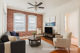 832 S Oxford Ave, Unit 301 in Los Angeles, CA - Building Photo