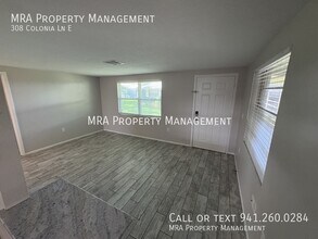 308 Colonia Ln E in Nokomis, FL - Building Photo - Building Photo