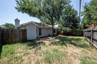 9626 Sugar Hill Dr in Austin, TX - Building Photo - Building Photo