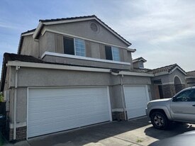 1742 Henry Long Blvd in Stockton, CA - Building Photo