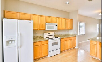 2047 E Riviera Dr in Chandler, AZ - Building Photo - Building Photo