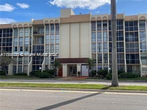 2000 Atlantic Shores Blvd in Hallandale Beach, FL - Building Photo - Building Photo