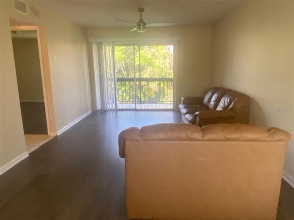 6328 Newtown Cir in Tampa, FL - Building Photo