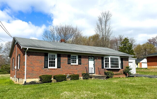 704 McCullum Ave in Elizabethtown, KY - Building Photo - Building Photo