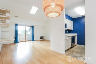 2109 Ravens Crest Dr in Plainsboro, NJ - Building Photo - Building Photo