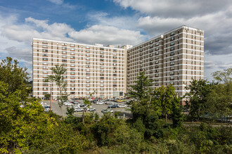 4600 Duke St in Alexandria, VA - Building Photo - Building Photo