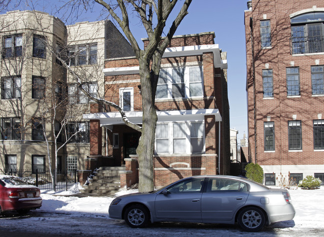 1248 W Cornelia Ave in Chicago, IL - Building Photo - Building Photo