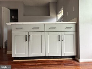 102 Smoothleaf Ln in Gaithersburg, MD - Building Photo - Building Photo