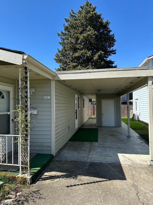 2621 17th Pl in Forest Grove, OR - Building Photo - Building Photo