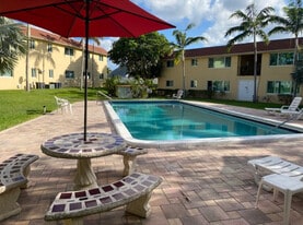 2861 S. SEACREST BLVD APT 3C BOYNTON BEACH... in Boynton Beach, FL - Building Photo