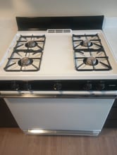 9415 California Ave in Riverside, CA - Foto de edificio - Building Photo