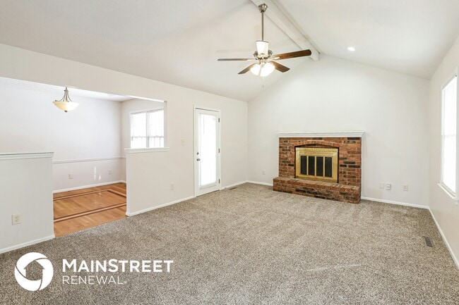 1639 SE Boone Trail in Lee's Summit, MO - Building Photo - Building Photo