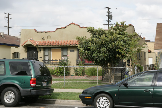 7015 Albany St in Huntington Park, CA - Building Photo - Building Photo