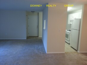 118 Plymouth Dr in Norwood, MA - Foto de edificio - Building Photo