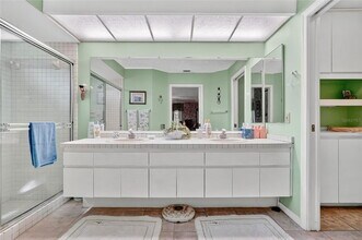 2824 Summervale Dr in Holiday, FL - Building Photo - Building Photo
