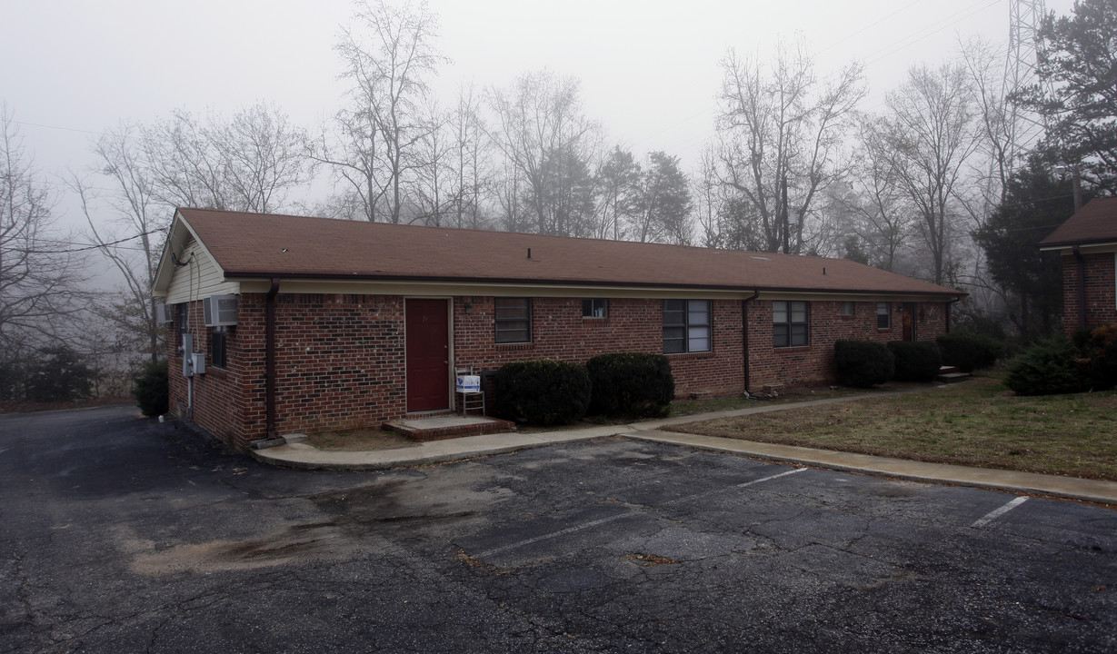 Vista West Apartment Homes in Greenville, SC - Building Photo