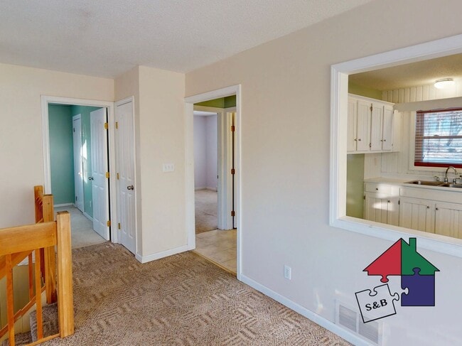 property at 61 Spring Hollow Ln