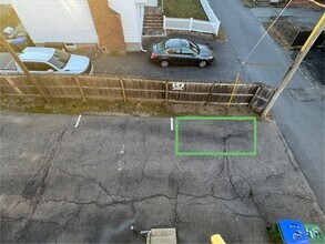 34 Almont St, Unit 3 in Medford, MA - Building Photo - Building Photo