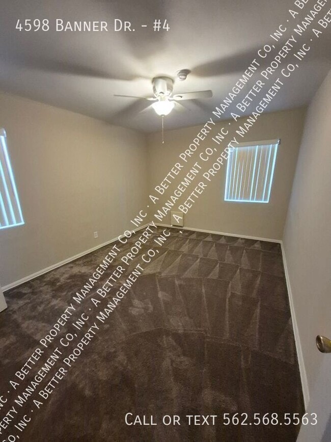 4598 N Banner Dr in Long Beach, CA - Building Photo - Building Photo