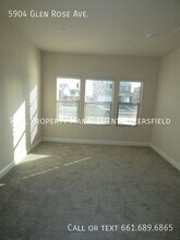 5904 Glen Rose Ave in Bakersfield, CA - Building Photo - Building Photo